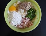 Foto langkah ke 2 dari resep Terong Saus Isi Ayam.