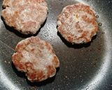 Foto langkah ke 2 dari resep Beef Burger.