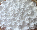 Foto del paso 6 de la receta: Tarta de dulce de leche, pastelera y merengue🌺