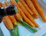 Foto del paso 3 de la receta: Zanahorias a la parrilla con miso picante