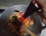 Foto langkah ke 2 dari resep Tomyum Seafood ala" Dapur Mom Vee.