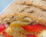 Foto del paso 9 de la receta: PAN INTEGRAL RELLENO DE AJÍ Morrón Y QUESO 🫑🧀🌶🧀