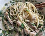 รูปขั้นตอนการทำที่ 3 ของ สปาเกตตี้ไวท์ซอสกุ่ยช่ายกับหมูทอดมะแขว่น🍝🌿Spaghetti White Sauce with Chive and Sichuan Pepper Fried Pork🌶️🧄