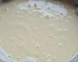 Une image de l'étape 2 de 🌸 Douceur Velours de Rhubarbe à la Vanille 🍮✨.