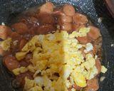 Foto langkah ke 3 dari resep Sosis Telur Asam Manis.
