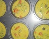 A picture of step 2 of Egg muffins.