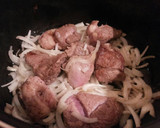 Foto del paso 6 de la receta: Cordero confitado en salsa de especieas exóticas y habas