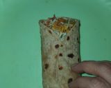 A picture of step 3 of Paneer bhurji wrap.