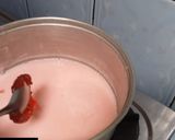 Foto langkah ke 3 dari resep Strawberry Pudding.