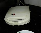 A picture of step 3 of Toast bread and tea.