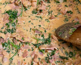 Foto del paso 5 de la receta: Fettuccini con tocino en crema de chipotle