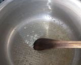 A picture of step 2 of Garlic-carrot rice.