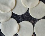 सूजी के गोलगप्पे (Suji ke golgappe recipe in Hindi) रेसिपी चरण 3 फोटो