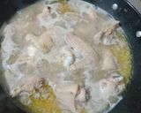 Foto langkah ke 4 dari resep Ayam goreng bumbu Bawang Kenangan.