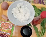 Foto langkah ke 1 dari resep Nasi Goreng Bumbu Instan.