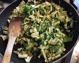Une image de l'étape 3 de Cassolettes de puntarelle aux anchois et parmesan.