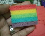 Foto langkah ke 4 dari resep Bolu Kukus Rainbow Putih Telur.
