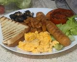 Gambar langkah 7 resipi Big Breakfast.