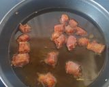 Foto del paso 2 de la receta: Huevos rotos con chistorra