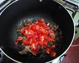 A picture of step 2 of Stewed Arrowroots, potatoes and matoke.