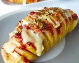 Foto langkah ke 6 dari resep Hasselback Potatoes.