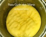 Foto langkah ke 5 dari resep Pizza Gurih dan Manis #Berani Baking Berani Sharing.