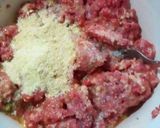 A picture of step 3 of Grilled Paty-Chori Burgers.