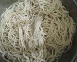 वेजिटेबल चाऊमीन (vegetable chowmein recipe in hindi) रेसिपी चरण 1 फोटो