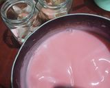Foto langkah ke 6 dari resep Pudding Strawberry dalam Stoples (In Jar).