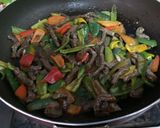 彩椒炒牛肉的食譜步驟4照片