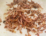 Foto del paso 2 de la receta: Ensalada de espinacas con tocino Michi 🥬🥓
