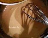 Foto langkah ke 5 dari resep Bolu Sarang Semut/Bolu Caramel.