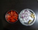 A picture of step 2 of Veg kolhapuri sabji.