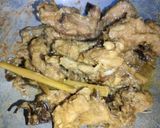 Foto langkah ke 7 dari resep Ayam Goreng Ungkep Bumbu Kuning.