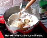 Foto langkah ke 4 dari resep Mie Kuah Susu.