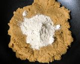 A picture of step 4 of Nolen Gurer Millet Oats Modak.