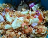 চট পটা ম্যাগি ভেল(chatpata maggi bhel recipe in Bengali) রেসিপি ধাপ - 3 ছবি