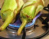 खांन्देश चे प्रसिद्ध लेवा पाटील समाजाचे वांग्याचे भरीत (vange bharit recipe in marathi) रेसिपी स्टेप 3 फोटो 