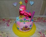 Foto del paso 3 de la receta: Tortas Soy Luna cumpleaños de gemelas