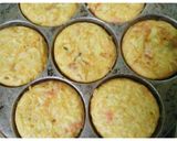 Foto langkah ke 6 dari resep Martabak Mie Sosis dan #Bekal2Khansa.