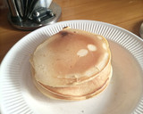 A picture of step 3 of Pancakes 🥞.