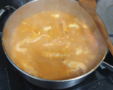 Foto del paso 6 de la receta: Paella de cigalas, gambones, colas de langostino y sepia