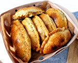 Foto del paso 12 de la receta: Empanadillas de carne, setas y queso con pasta de trufa