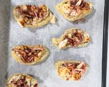 Foto del paso 5 de la receta: Rebanada de pan con pechuga, bacon y cheddar