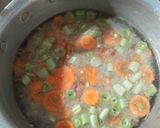 Foto langkah ke 2 dari resep Sayur Sop Telur Puyuh.