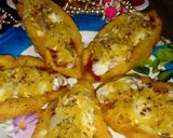 सूजी बोट पिज़्ज़ा (suji boat pizza recipe in hindi) रेसिपी चरण 18 फोटो