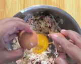 Foto langkah ke 5 dari resep Breakfast Rice Tuna Eggs Muffin.