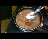 A picture of step 10 of Garlic gravy.