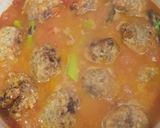 Foto del paso 8 de la receta: Albondigas especiadas en salsa de tomate con espárragos