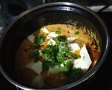 A picture of step 3 of Dum paneer handi masala with Lachha Paratha.